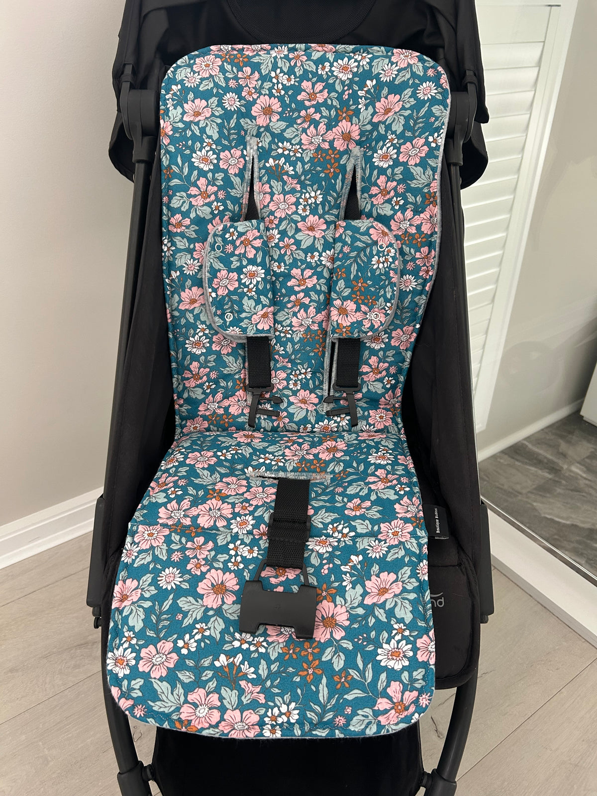 Aqua Floral Universal pramliner set