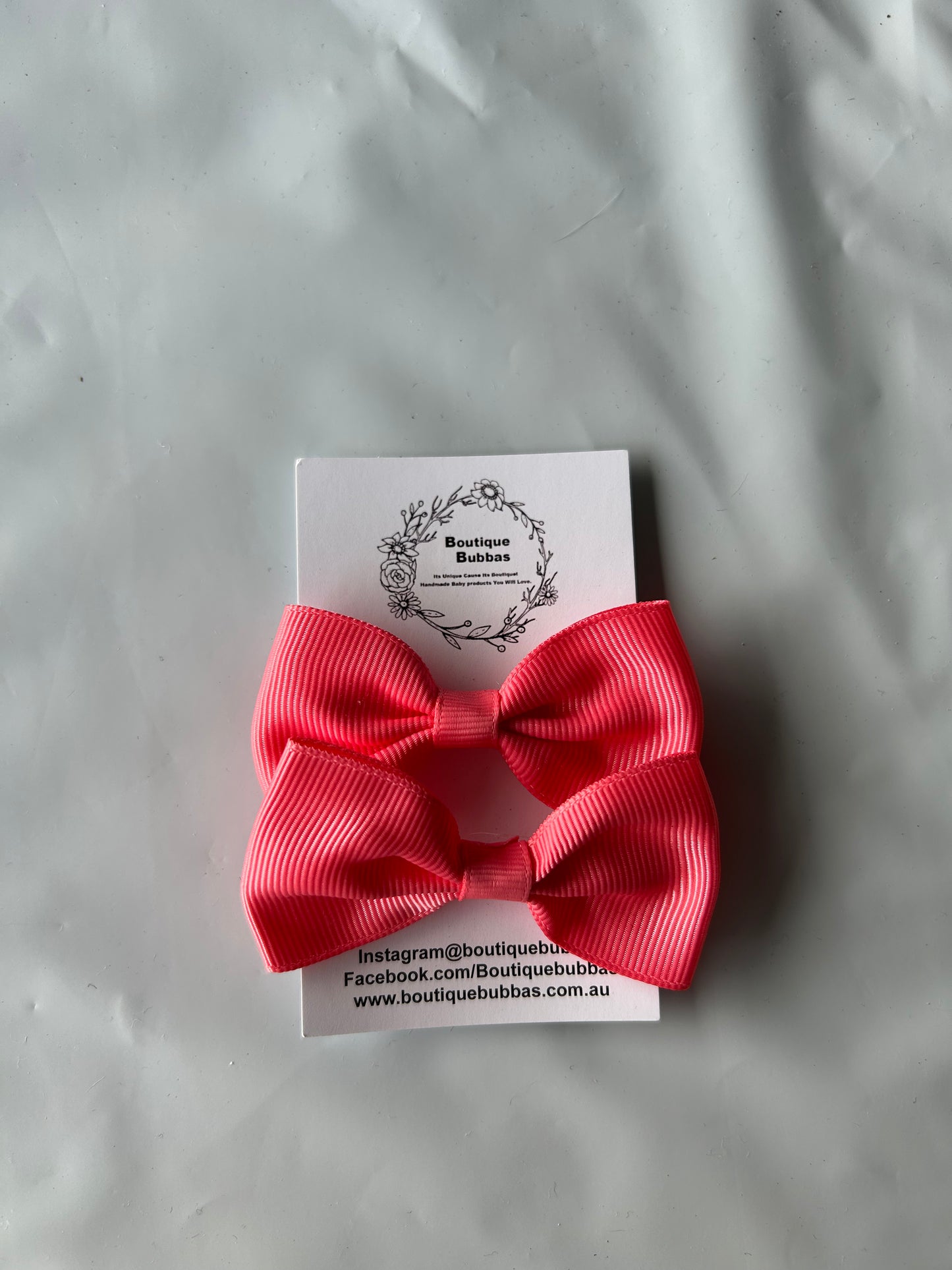 Hair bow ties