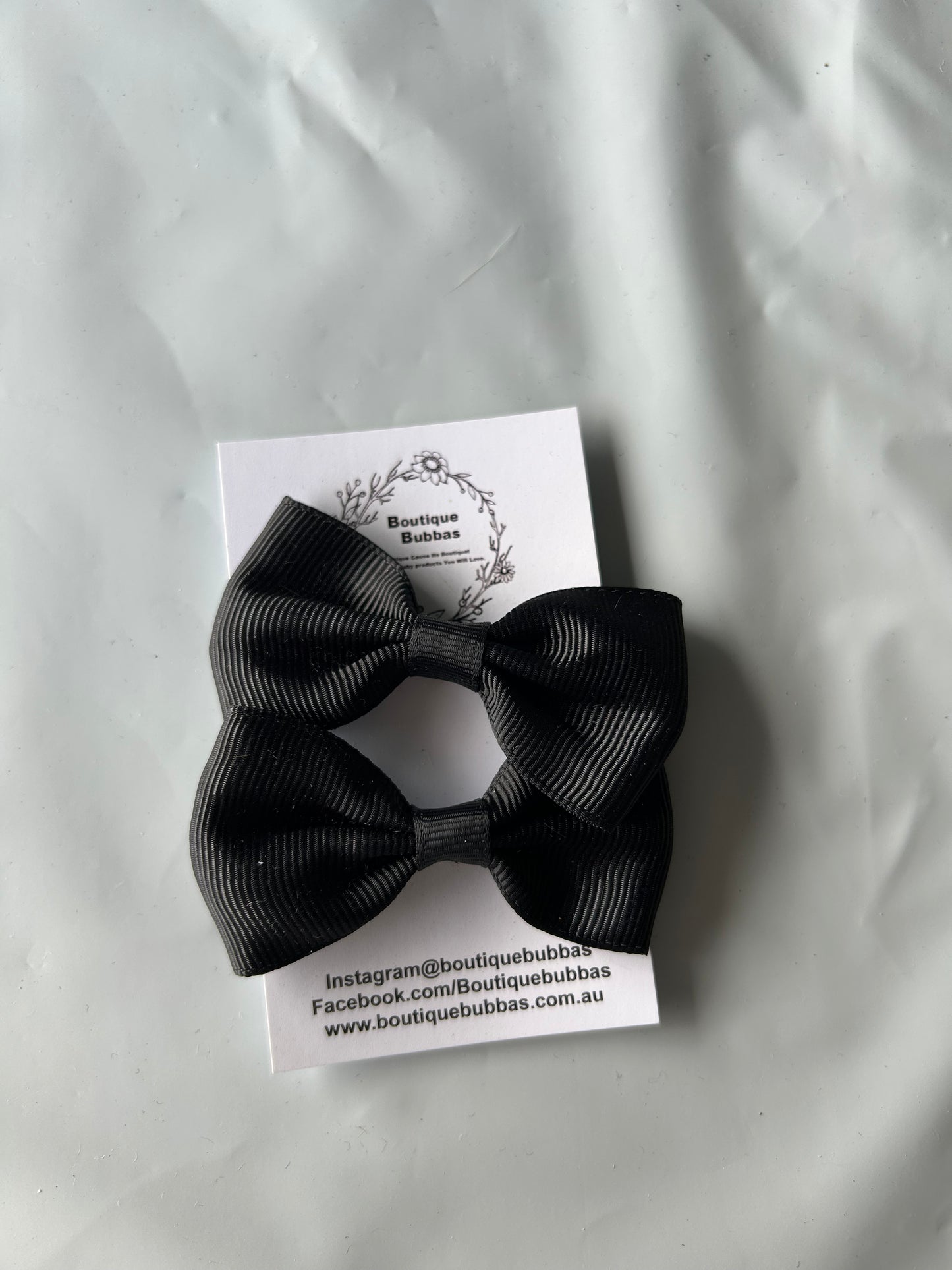Hair bow ties