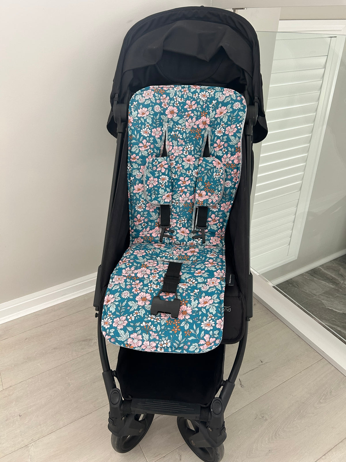Aqua Floral Universal pramliner set