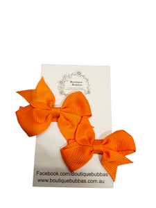 Small Orange Bow clip